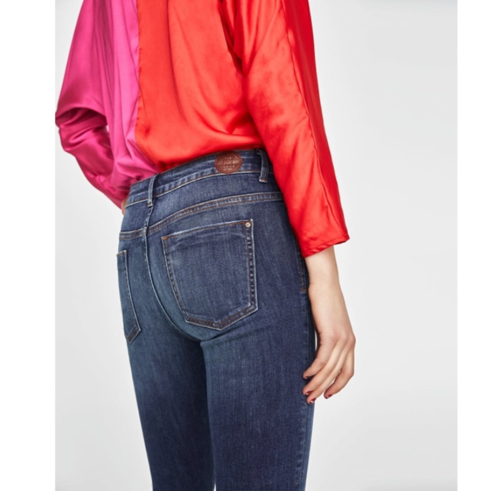 Zara Distressed Jeans - Picture 6 of 14